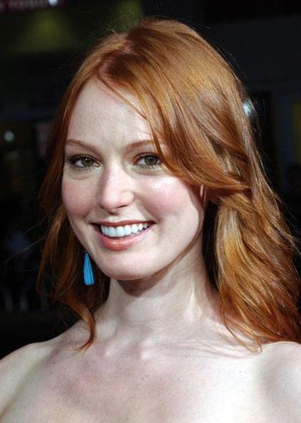 Алисия Уитт доктор Карен Эймос